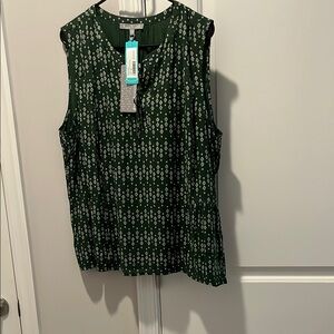 Daniel Rainn Black and White Blouse with Geometric Pattern